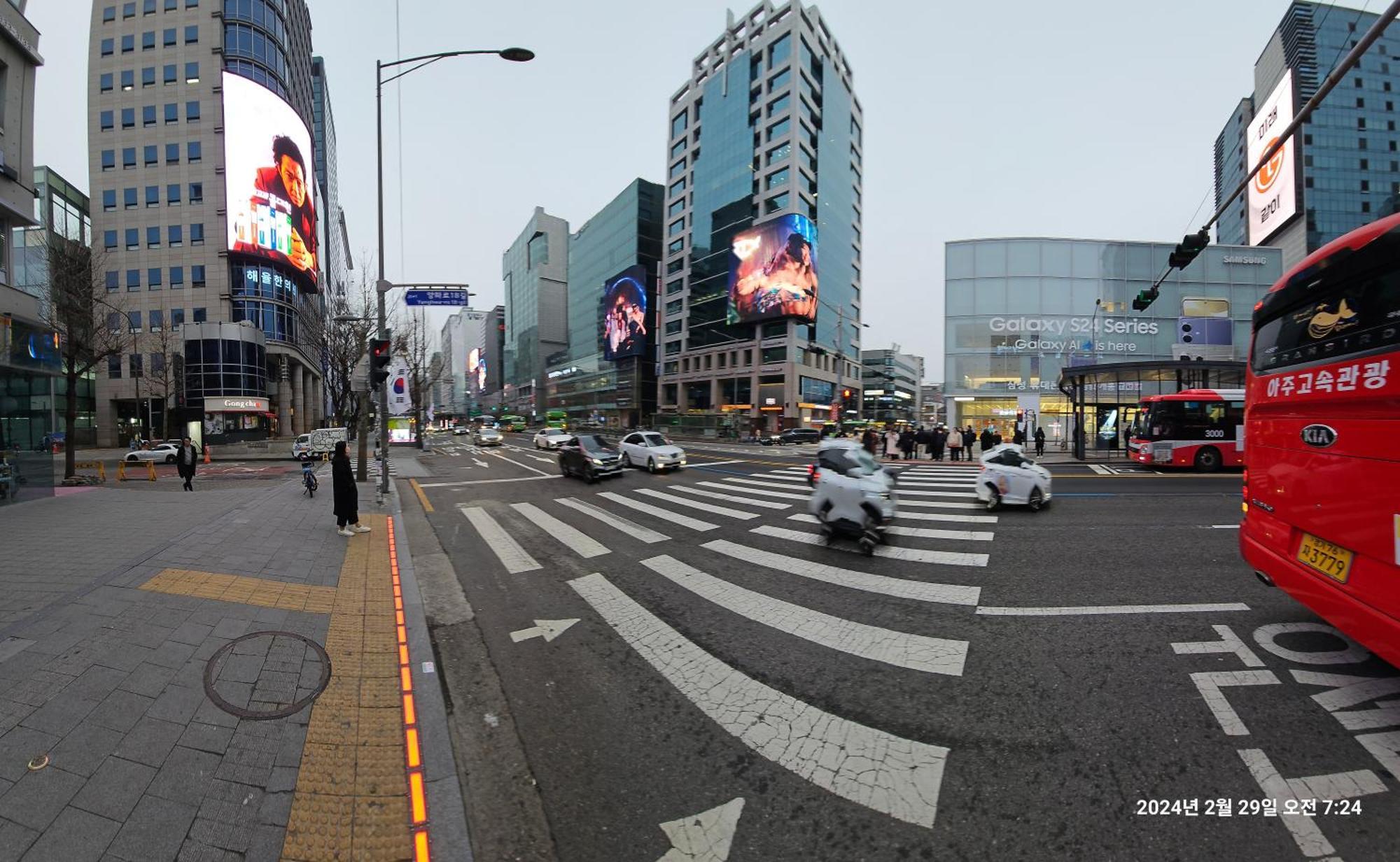 Hongdae Residence-5 1Min From Hongik Uni Station Exit #1 Сеул Экстерьер фото